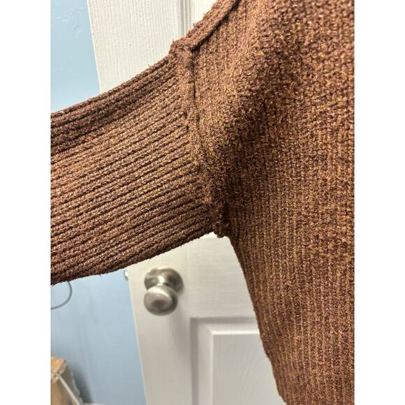 VTG American Eagle Brown Pullover Sweater Size Small - Picture 3 of 6